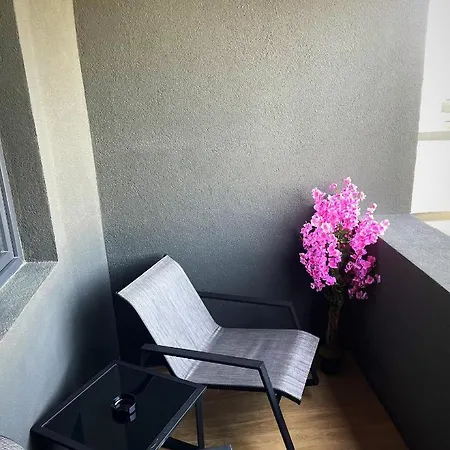 Az!muth Năvodari