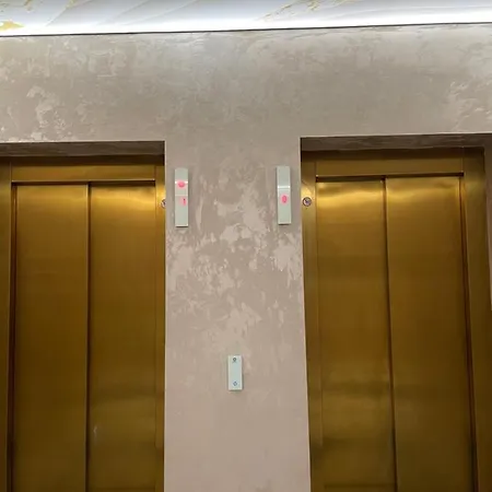 Az!Muth Room * Năvodari