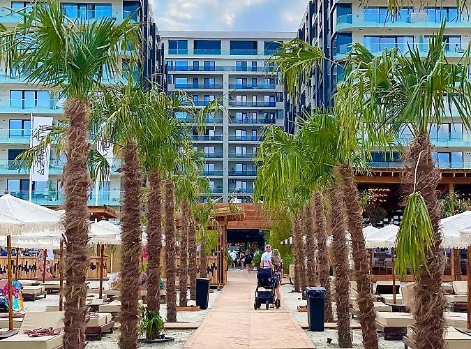 Azimuth Διαμέρισμα *